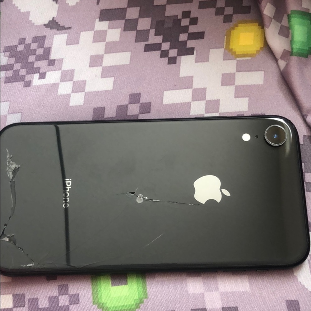 200 - Picture 2 of 2